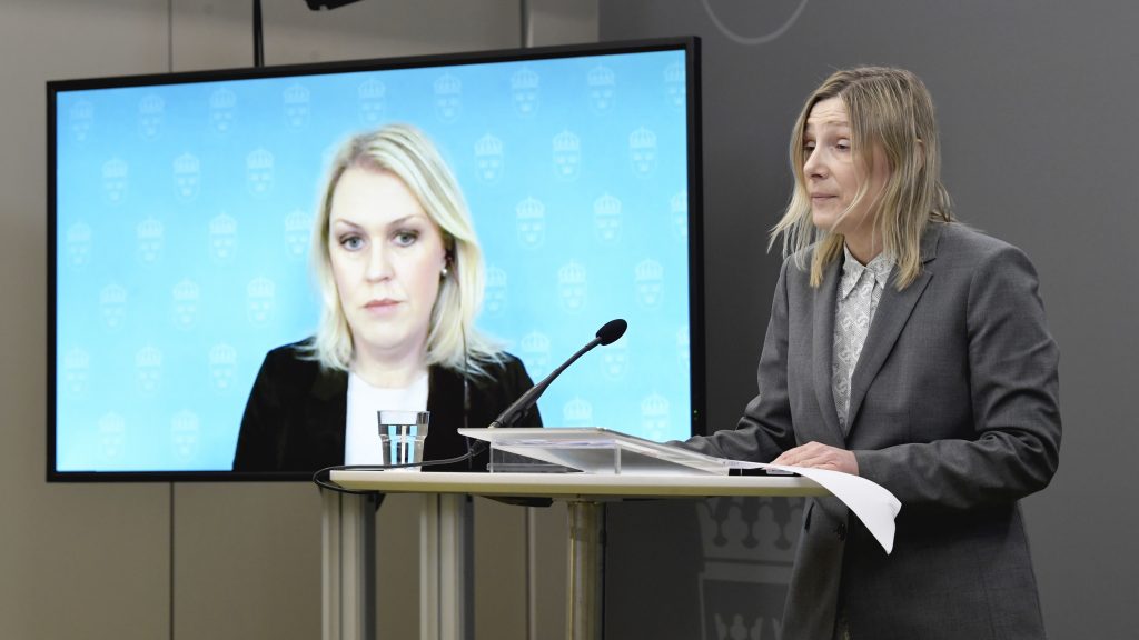 Soojeedin: Dowlada oo Sharuud ku Xirtay in Caruurta dib loogu Celiyo waalidkooda