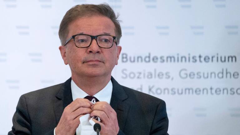 Wasiirka caafimaadka ee Austria oo iscasilay xilkiisa corona Dartii