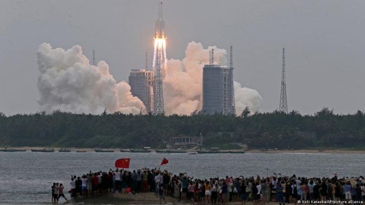 Kuuriyada Waqooyi oo ridday gantaal ballistic ah Sida ay Warbaahinta Baahisay