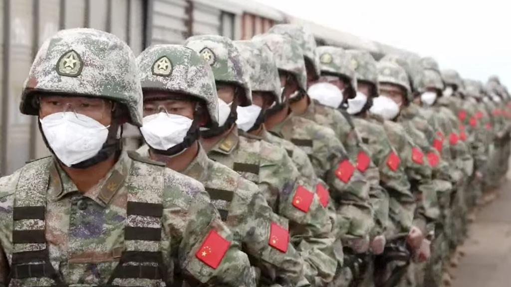 Ruushka iyo Shiinaha oo si wadajir ah u sameenaya dhoolatus ciidan