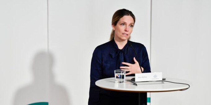 Shaqaalaha Daryeelka Caafimaadka Sweden oo laga joojiyay Sharci horay u jirtay