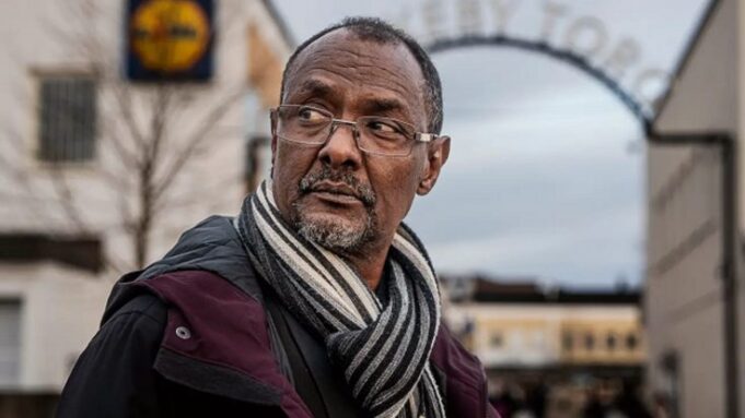 Jama Omar ” Eyda ku nool Sweden ayaa ka Qiimo badan Caruurteena”
