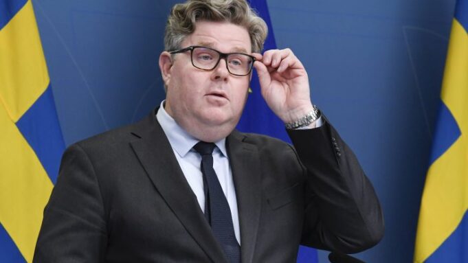 Dowlada Sweden oo sheegtay in Dhalashada laga Celinayo Xitaa Kuwa aan heysan Dhalasho kale