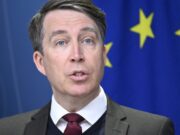 ” Wax Weyn lagama badelin Siyaasada Socdaalka Sweden” Richard Jomshof