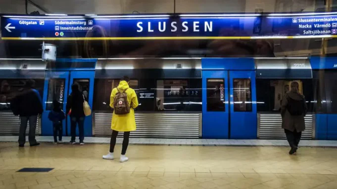 Xarunta Tareenada Slussen oo la Xirayo Dhoor Maalmood