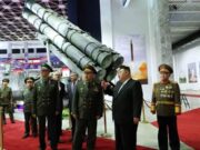 Kuuriyada Waqooyi oo gantaal isaga kala goosha qaaradaha ku garaacday badda Japan