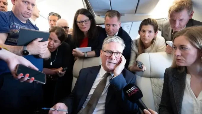 Dowlada UK oo Ukraine u ogolaatay inay Hubkeeda u isticmaasho Ruushka