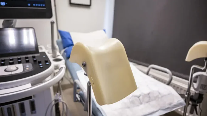 Norway oo Maxkamad soo taagtay Dhaqtar ku Takhasusay Cudurada Haweenka oo Kufsaday 87 Haween