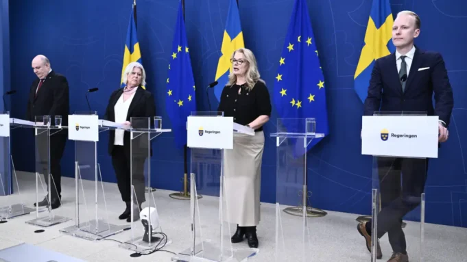 Xisbiga SD oo dalbanaya Mamnuucista Xijaabka ee Dugsiyada iyo Dowlada oo Baareysa “cadaadis sharafeed-ka”