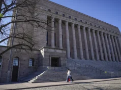 Dhismaha Barlamaanka Finland oo laga helay qof Meyd ah