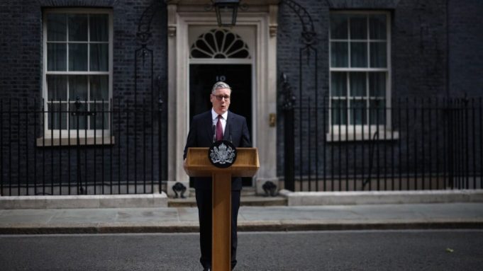 Ra’iisul Wasaaraha Britain Keir Starmer oo Iska Casilay Xilkiisa iyo aHoggaanka Xisbiga Shaqaalaha